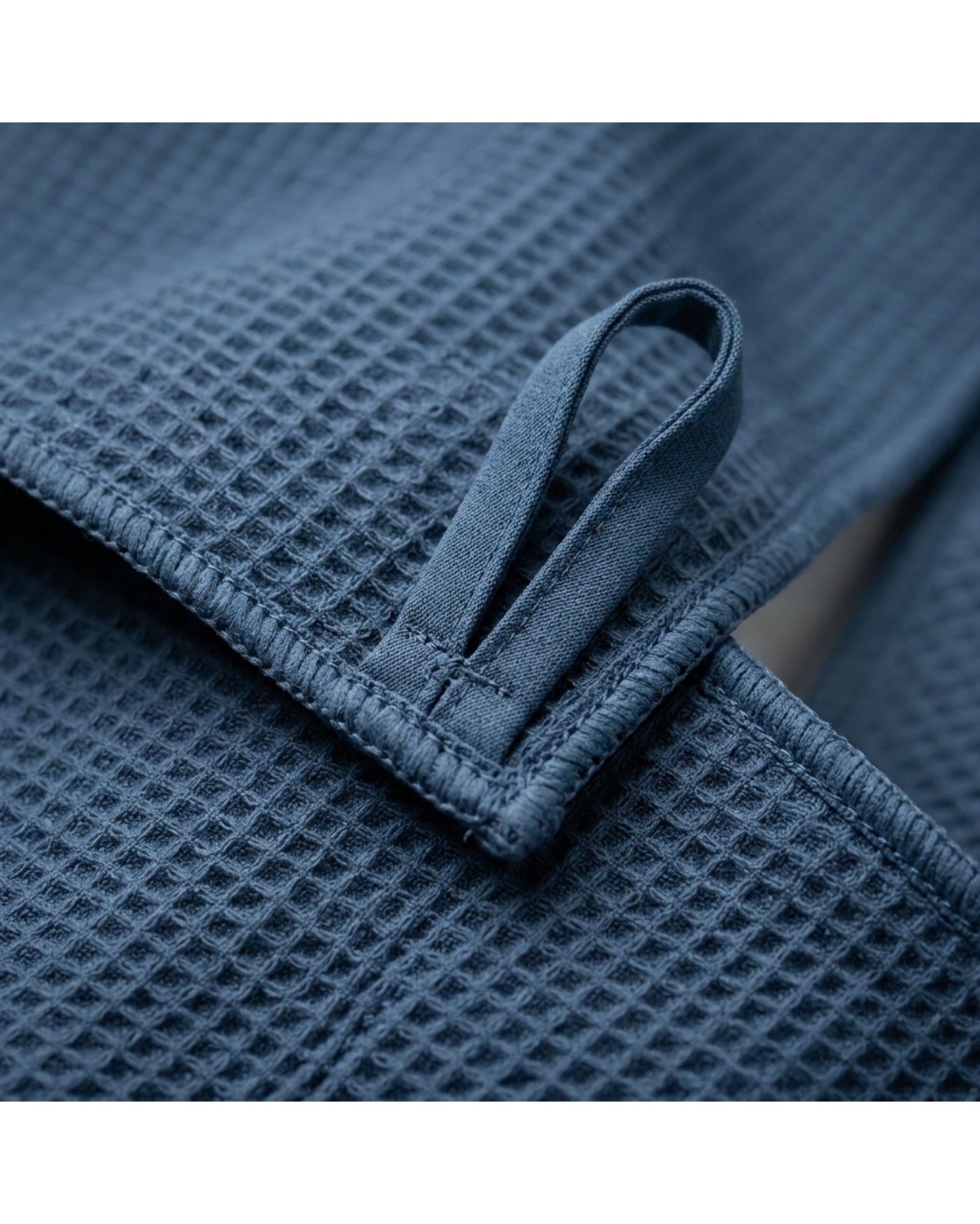 Kovn Waffle-Weave Training Towel 70 x 35 cm Slate Blue - Detail view